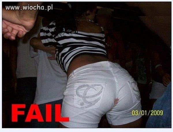 Chyba jej przeciekło w tańcu