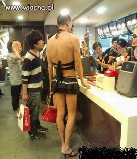 Tymczasem w Japonii w mcdonaldzie
