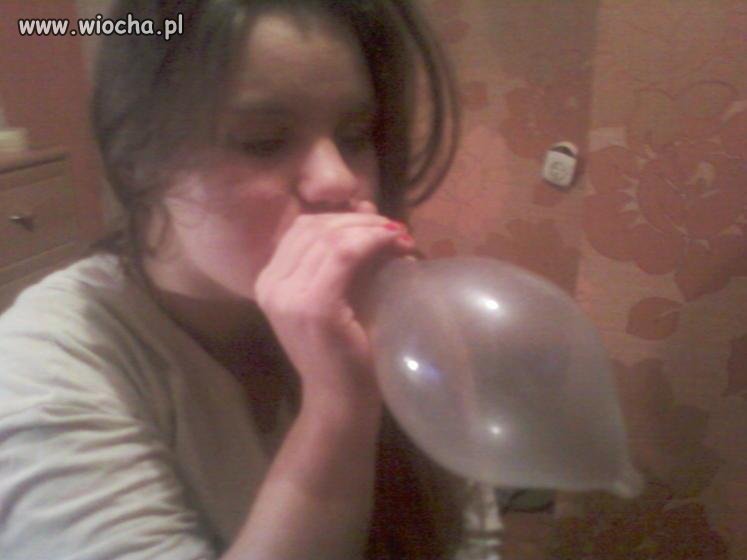 Sprawdza czy nie dziurawy