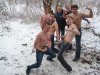 Spadł śnieg i wyrosły bałwany