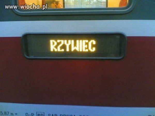 Pociąg relacji Katowice - Żywiec, odjazd 18:41