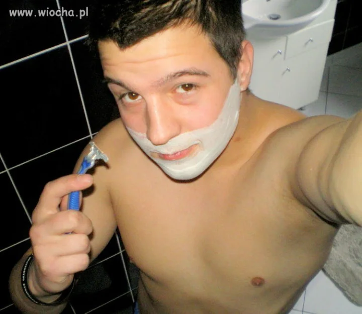 Opis: "Gole się!!"
