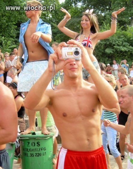 Jolka i ten gościu na śmietniku