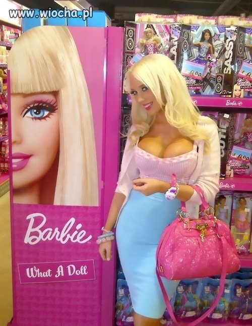 PLASTIC 