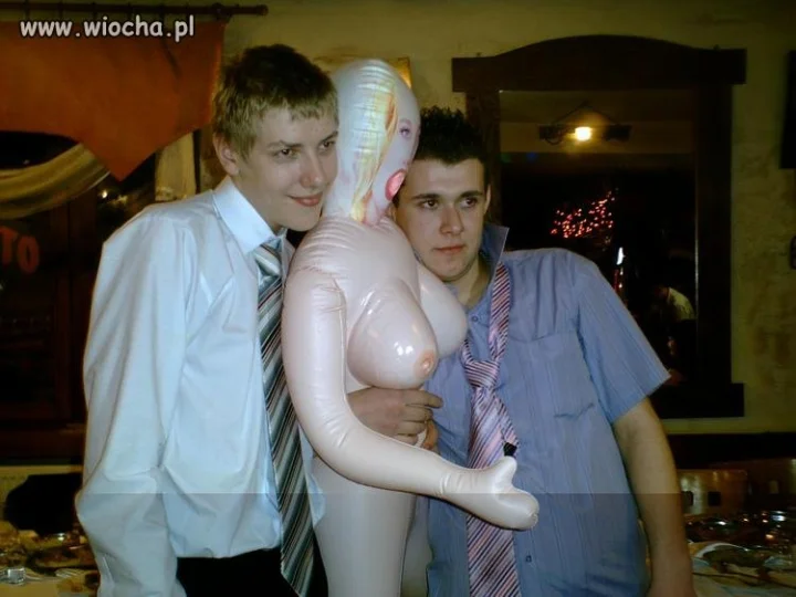 Zawsze to jakaś "kobieta"