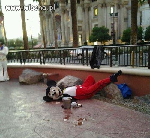 Naćpany Mickey Mouse