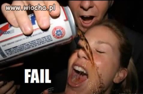 Leje się piwo