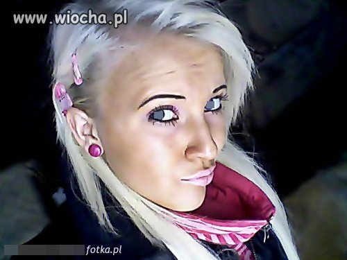 Moim zdaniem tu jest za dużo photoshopa 