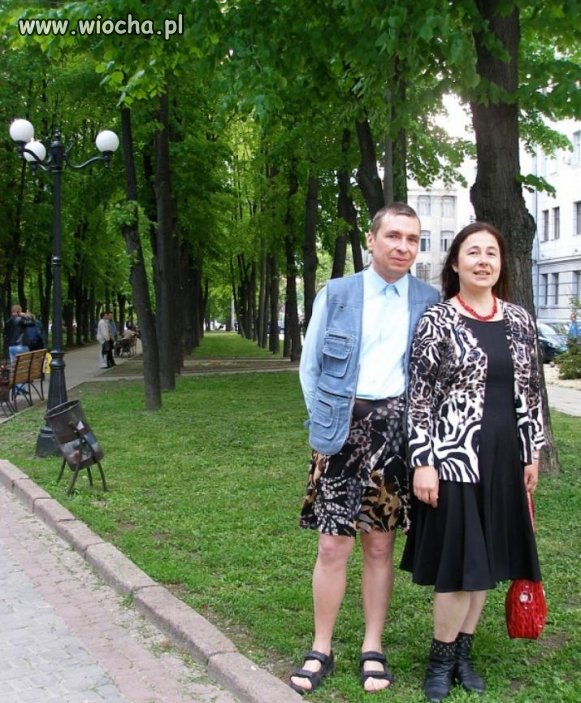Przynajmniej nie założył skarpet