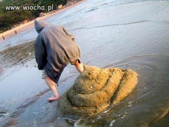 Na plaży.