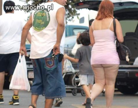 Mogła wcale nic nie zakładać 