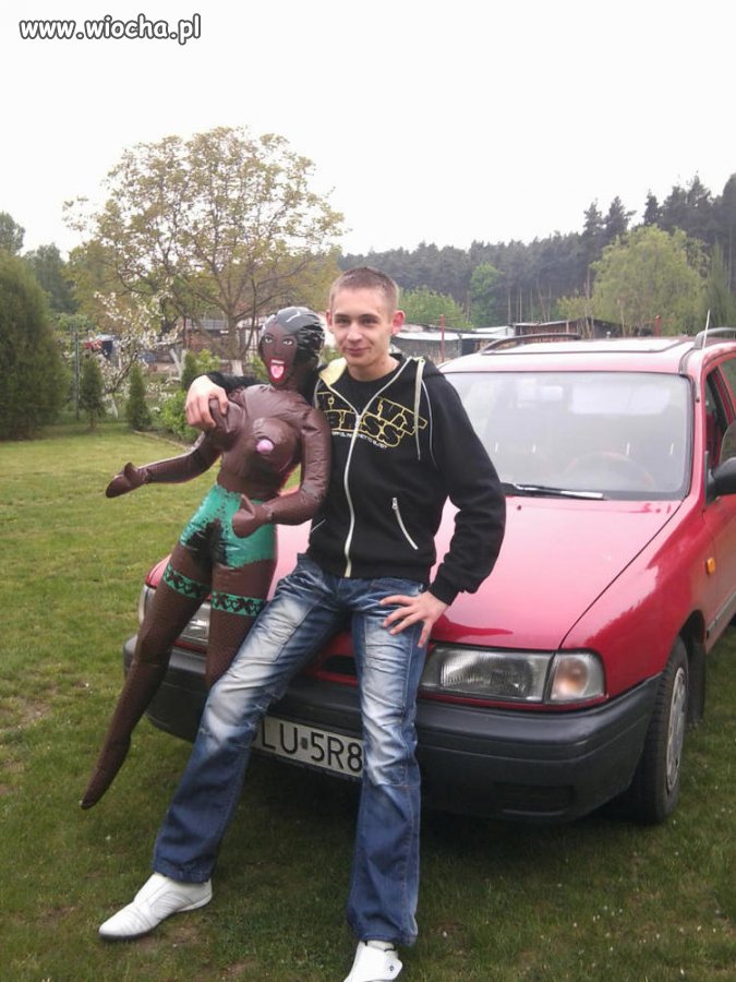 Jest autko, jest laska, jest i lansik 