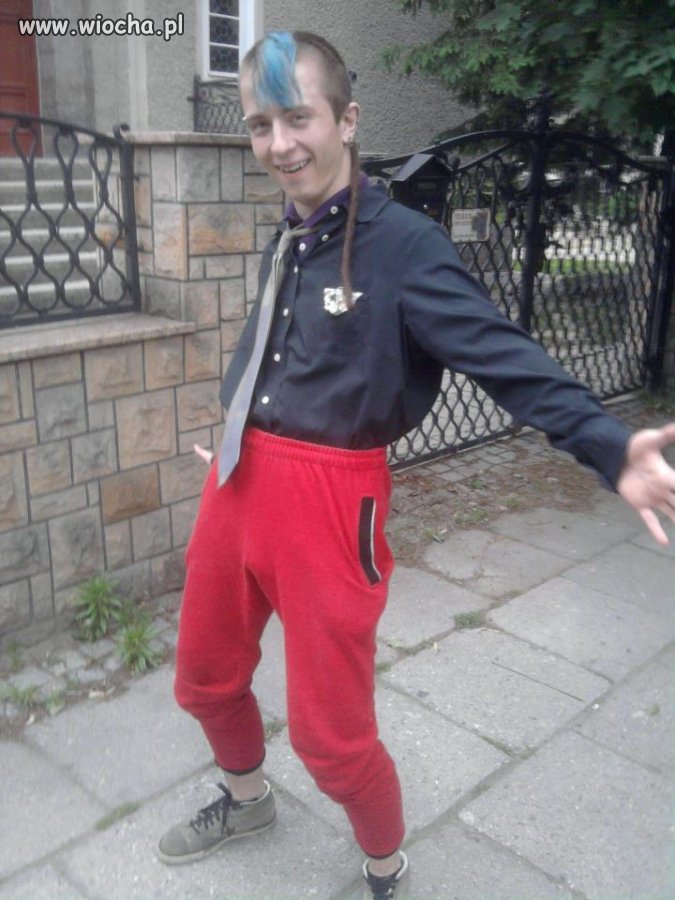 Ym;|