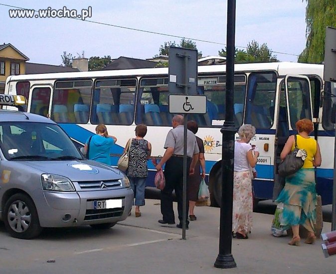 Inwalidzi