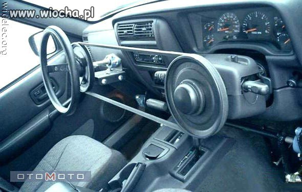 Uniwersalne auto