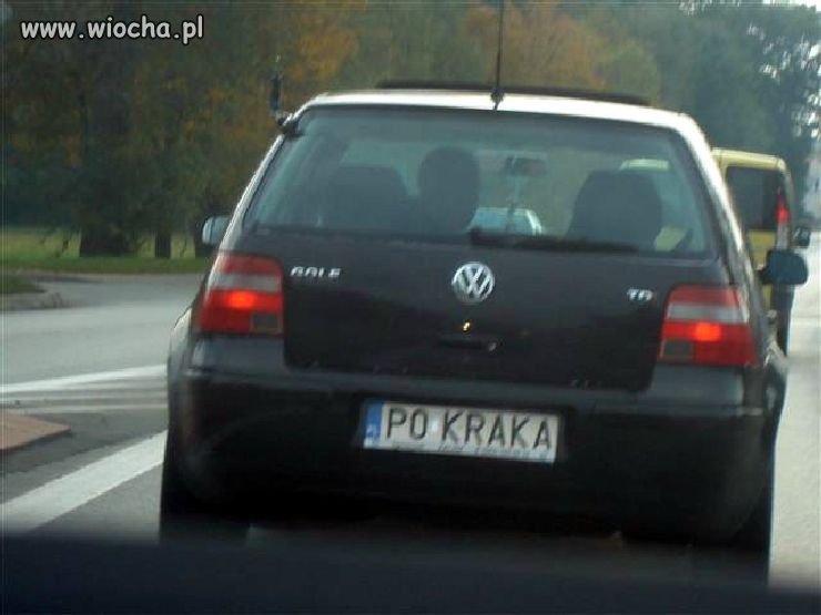 Uwaga "pokraka" na drodze 