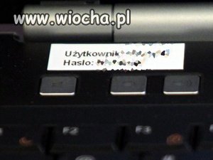 Komputer Donalda Tuska ze ściągawką!