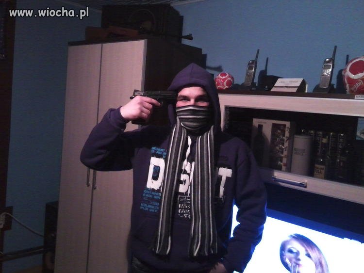 Wiejski terrorysta postanawia popełnić samobójstwo