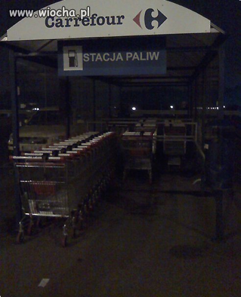 Benzyna za  droga?