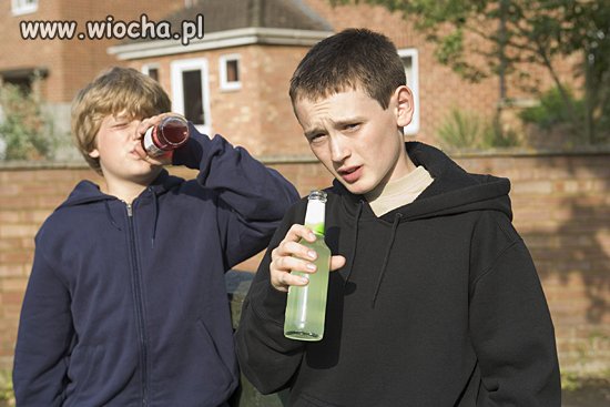 Opis: My z naszym alkoholem...