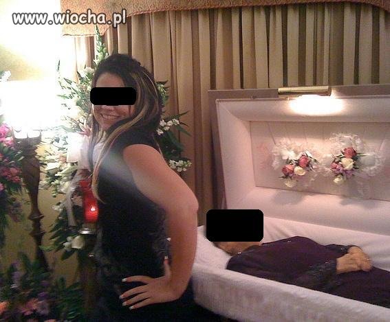 Szacunek do zmarłych...