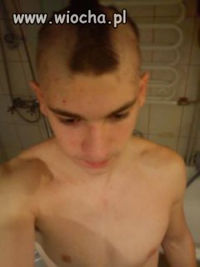Musi mieć dobrego fryzjera 