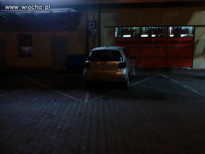 Obserwowałem ją