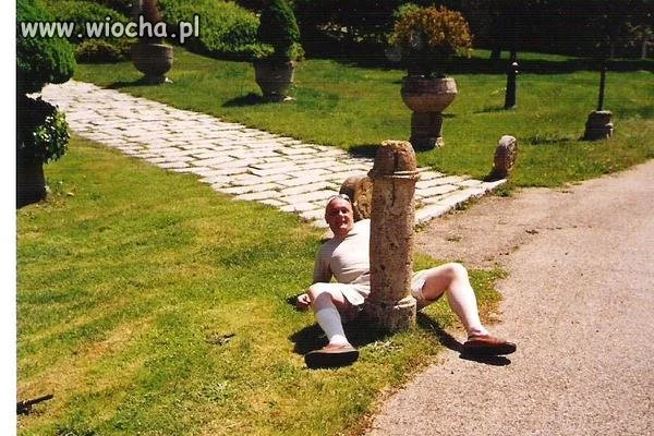 Gość ma chyba jakiś kompleks