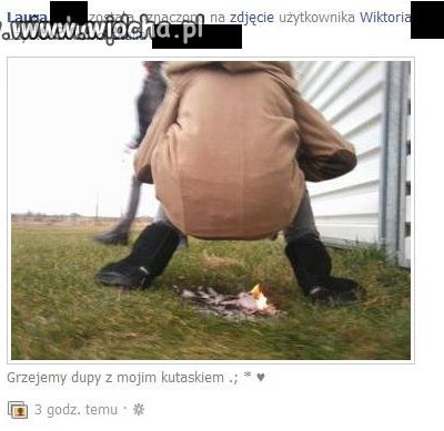 Grzanie tyłka nad "ogniskiem"