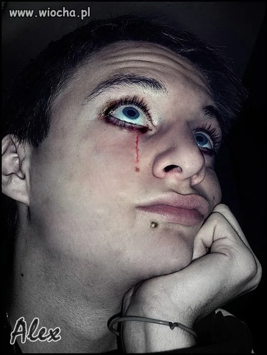 Pewny siebie "maczo"...