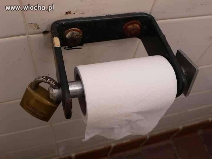 Teraz nawet papier toaletowy kradną