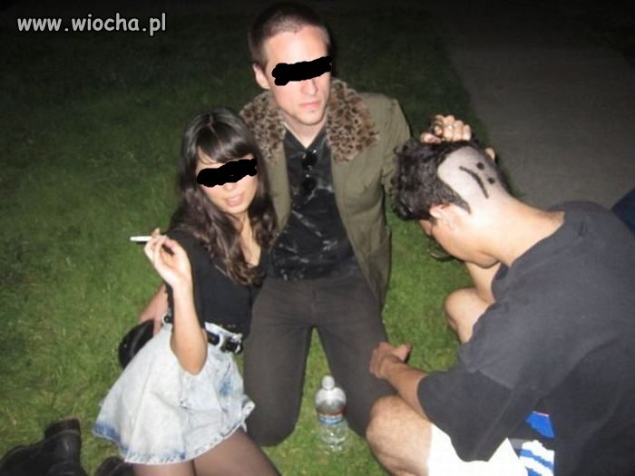 Moja dziunia i super fryz kolegi 