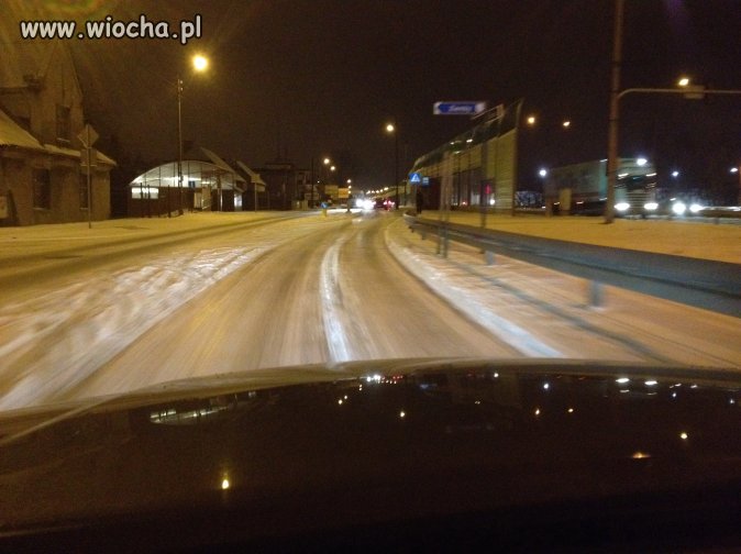 Zima znowu zaskoczyła drogowców