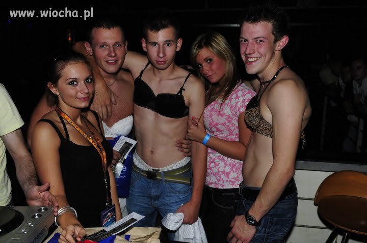 Do Czgo to Doszło żeby faceci- facetki haha
