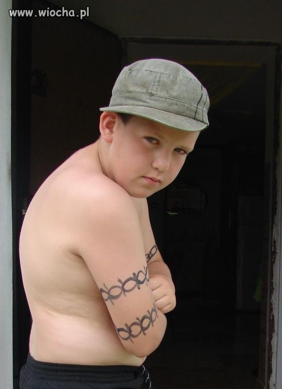 JAKIŚ 
