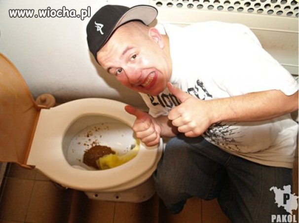 Pokazał się