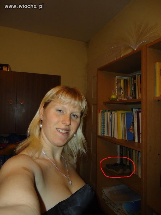 Nie ma to jak... Trzymać buty na półce...