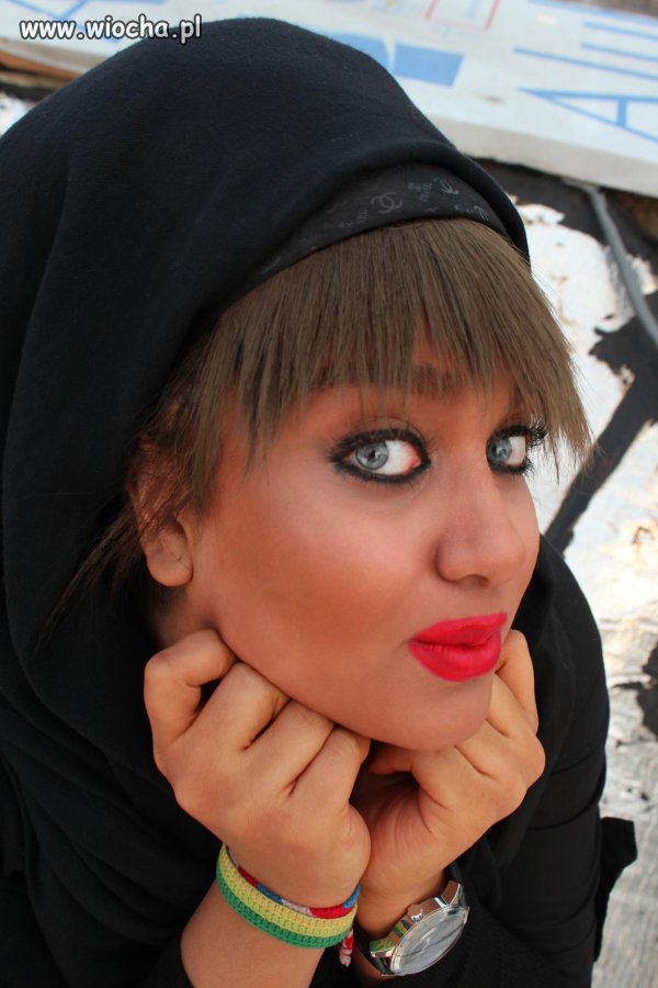 Kilo tapety Solara  i te piękne usta to jest to!