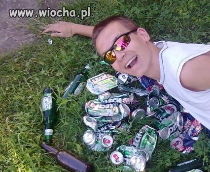 Z puszkami wiocha 