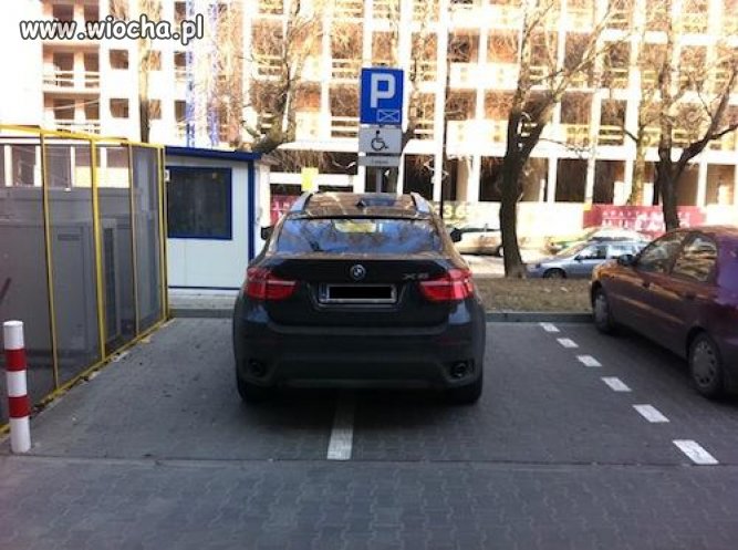 Nie ma miejsca parkingowego?