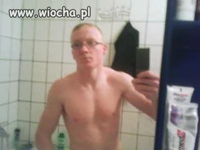 Słit focia w lustereczku konieczna!