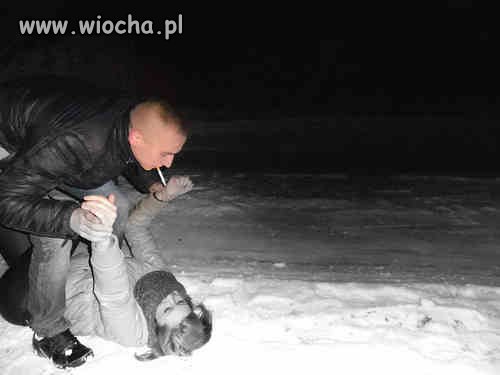 Będziesz moją popielniczką.