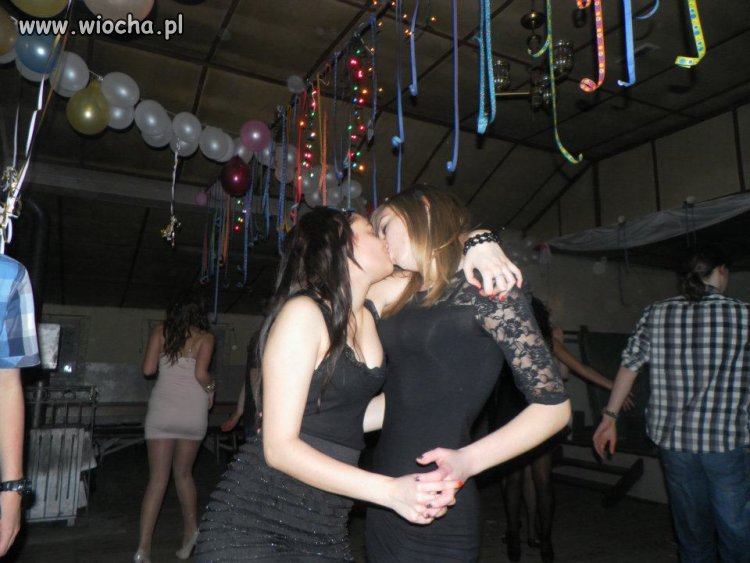 Lans na lesby na facebooku