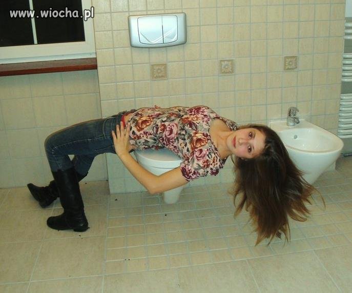 Modelka toaletowa