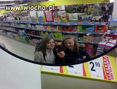 Nie ma to jak sesja w Biedronce...
