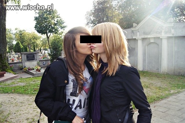 Wiocha na cmentarzu 