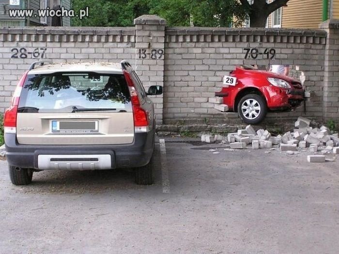 Głową muru nie przebijesz 