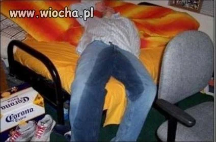 Ups, posikał się biedaczek