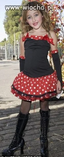 Tego nie da się nie wrzucić na wiochę.