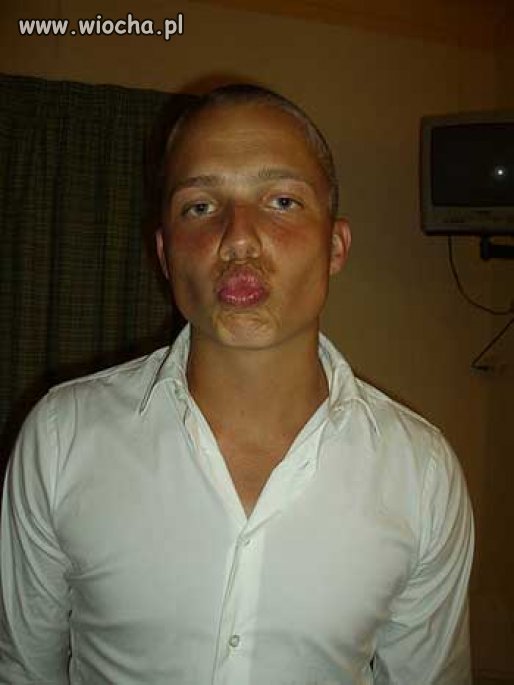 Mega dzióbek.